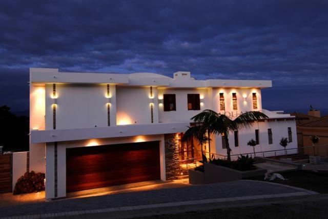 Aquavit Guest House Plettenberg Bay Bagian luar foto