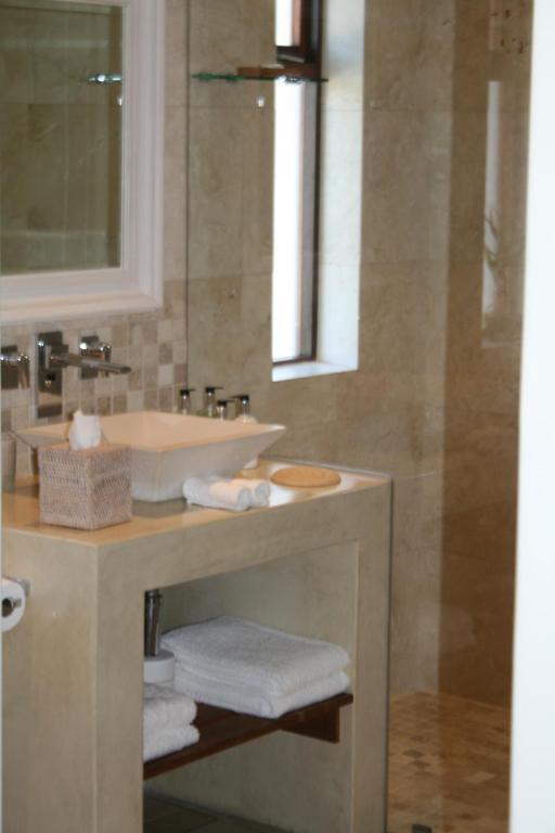 Aquavit Guest House Plettenberg Bay Ruang foto