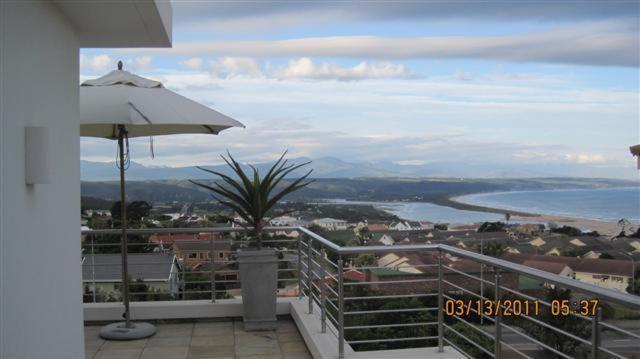Aquavit Guest House Plettenberg Bay Bagian luar foto
